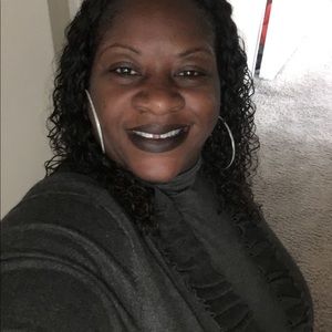 Meet your Posher, Latanya